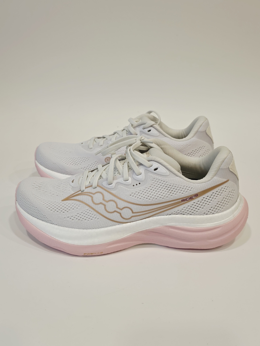 Saucony Ride 19 Women's White & Pink Running Shoes US Size 10 - Picture 3 of 8